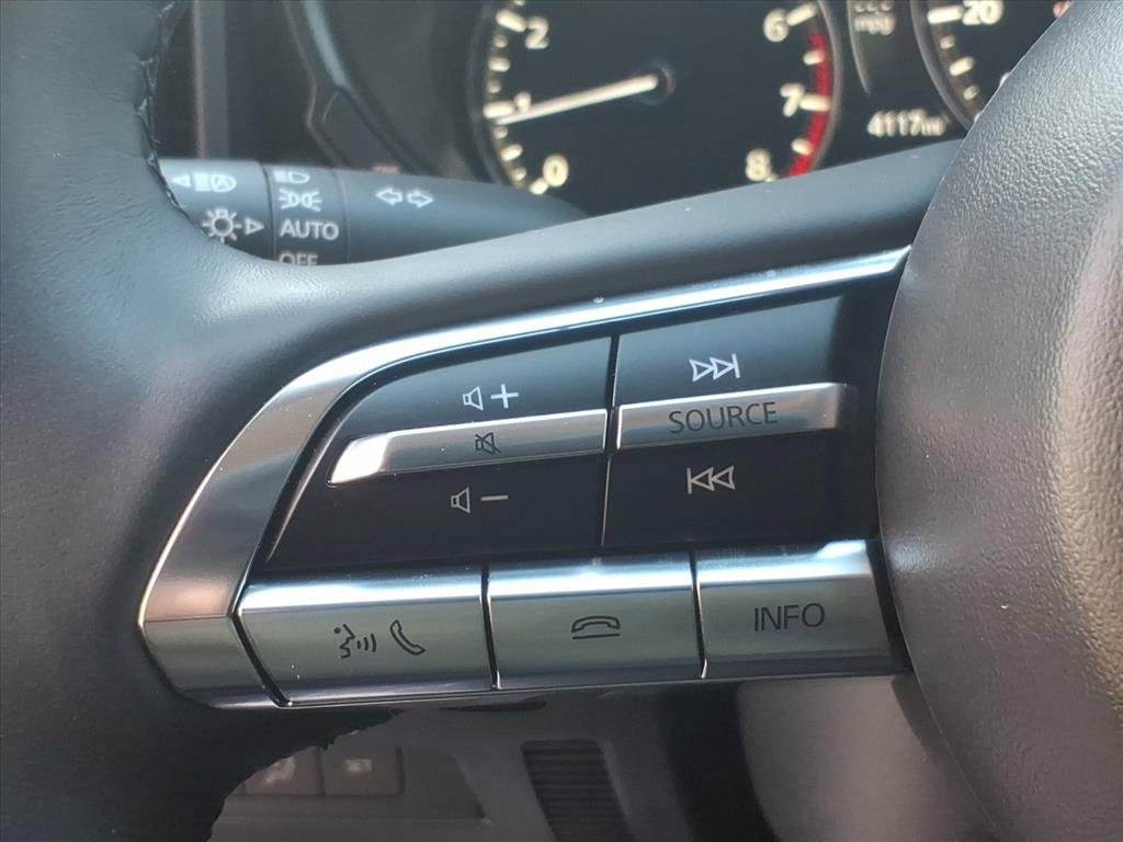 Used 2025 MAZDA CX-50 AWD 2.5 Turbo w/ Premium Pkg image 16