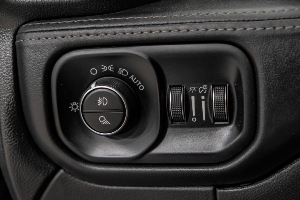 Used 2022 RAM 2500 Limited w/ Night Edition image 28