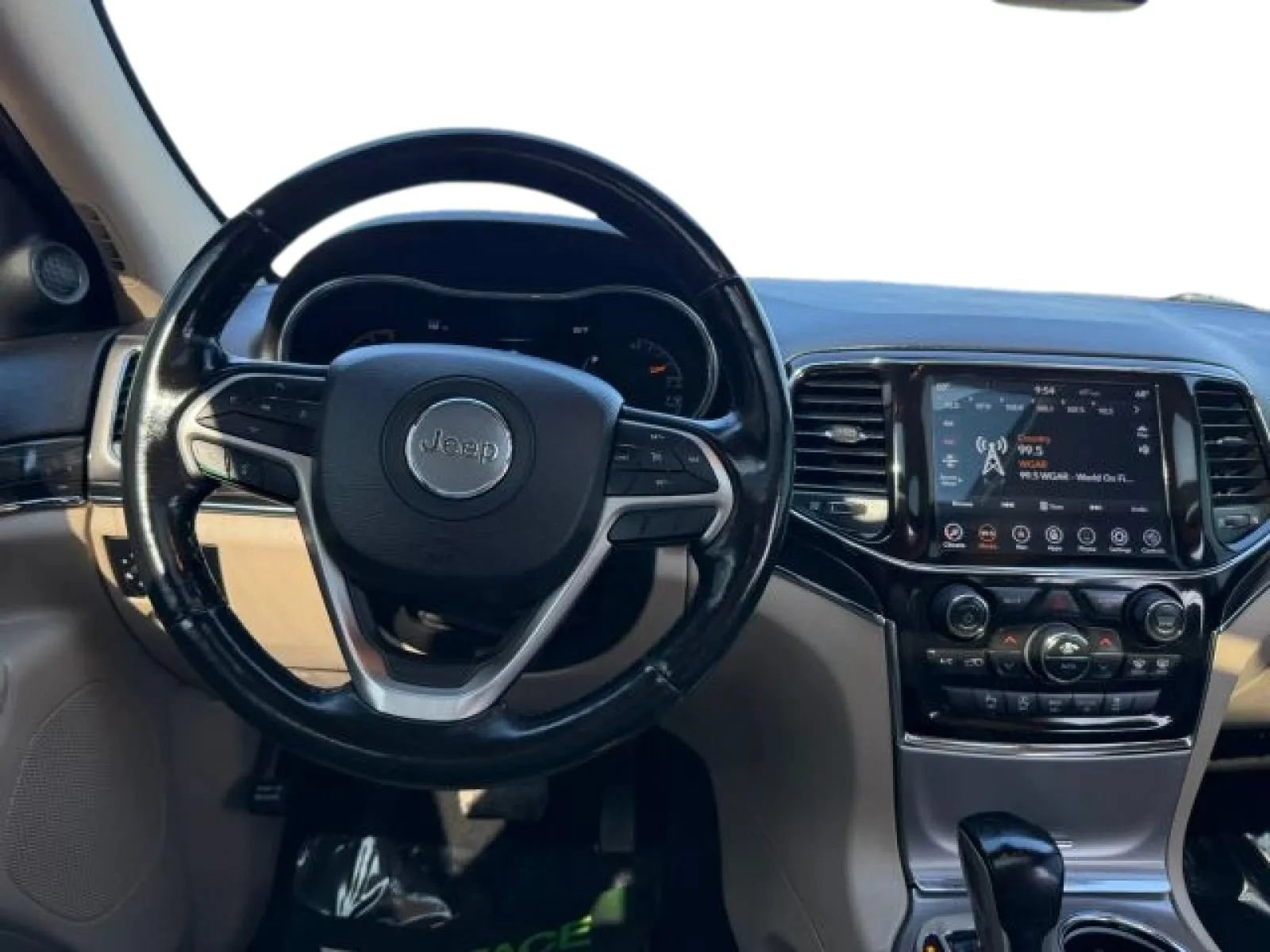 Used 2021 Jeep Grand Cherokee Limited w/ Sun & Sound Group AWD/4WD image 21