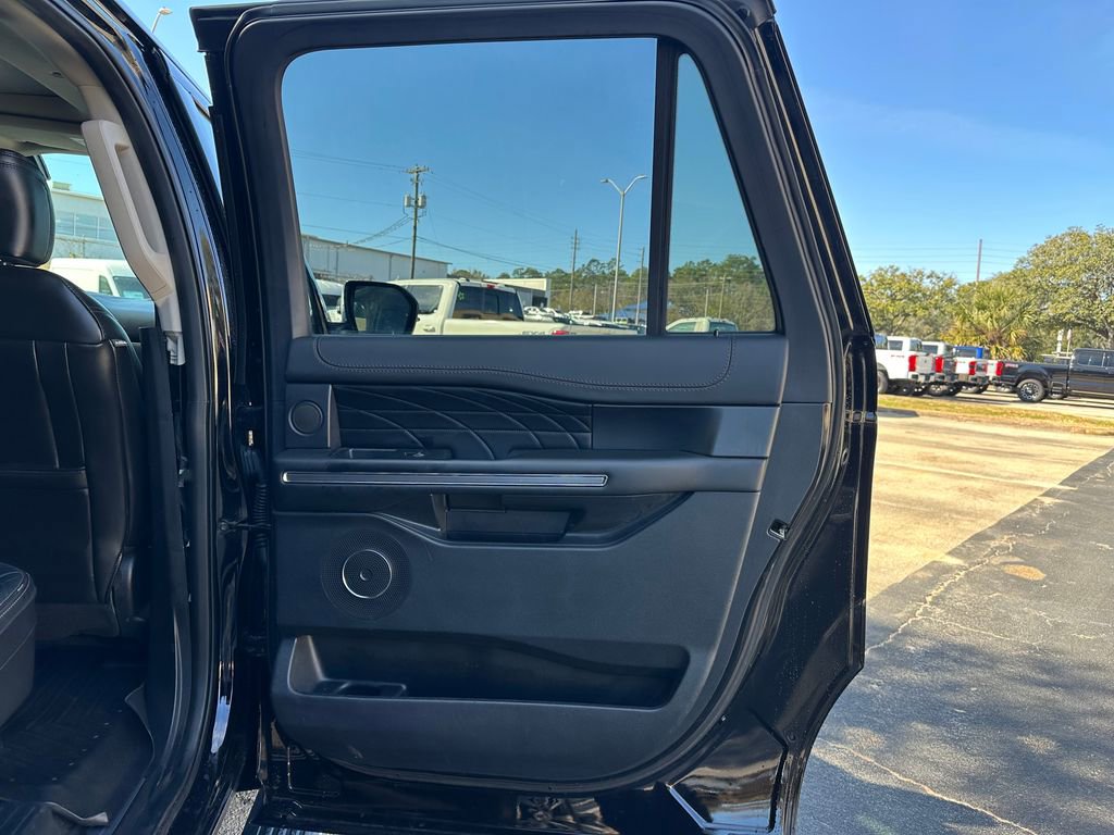 Used 2020 Ford Expedition Max Platinum image 39