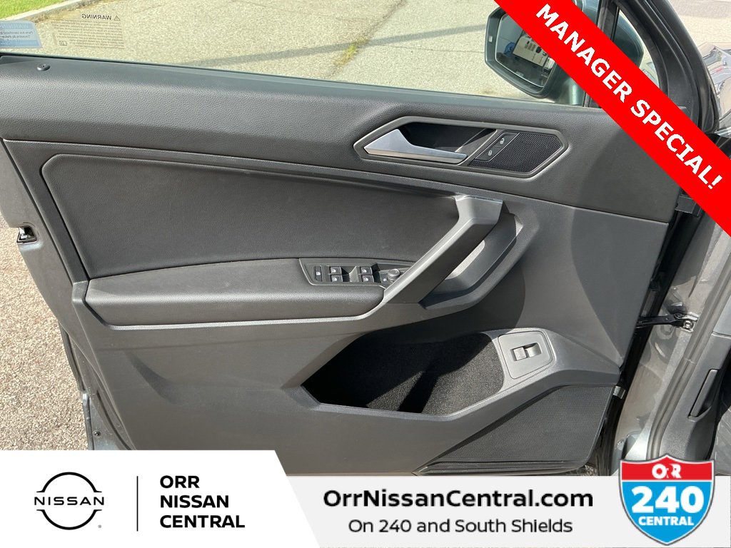 Used 2021 Volkswagen Tiguan SEL image 16