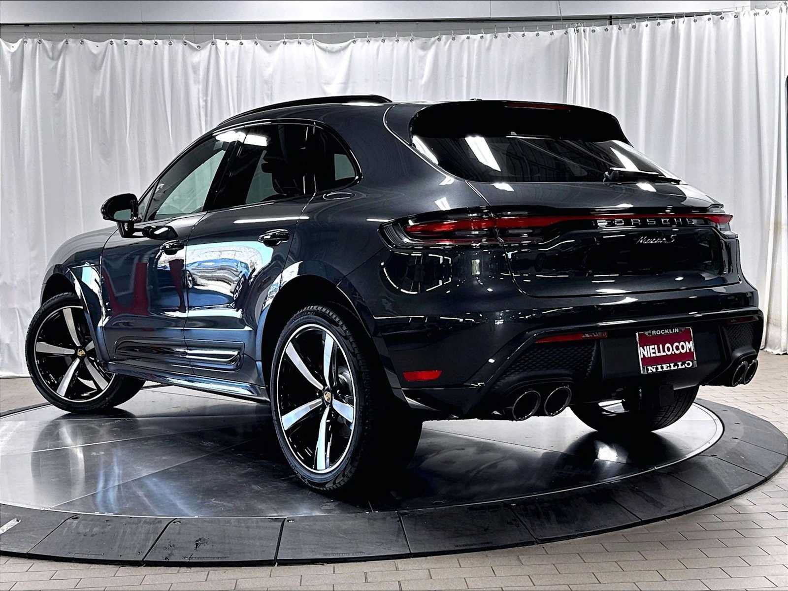 New 2026 Porsche Macan S AWD/4WD image 3
