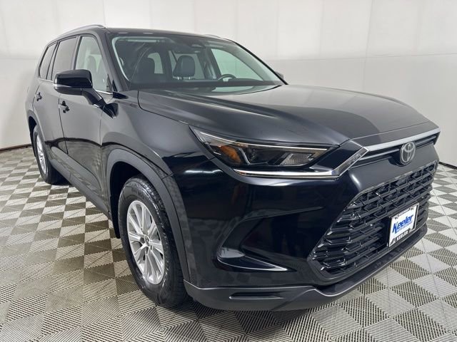 Used 2024 Toyota Grand Highlander XLE image 1