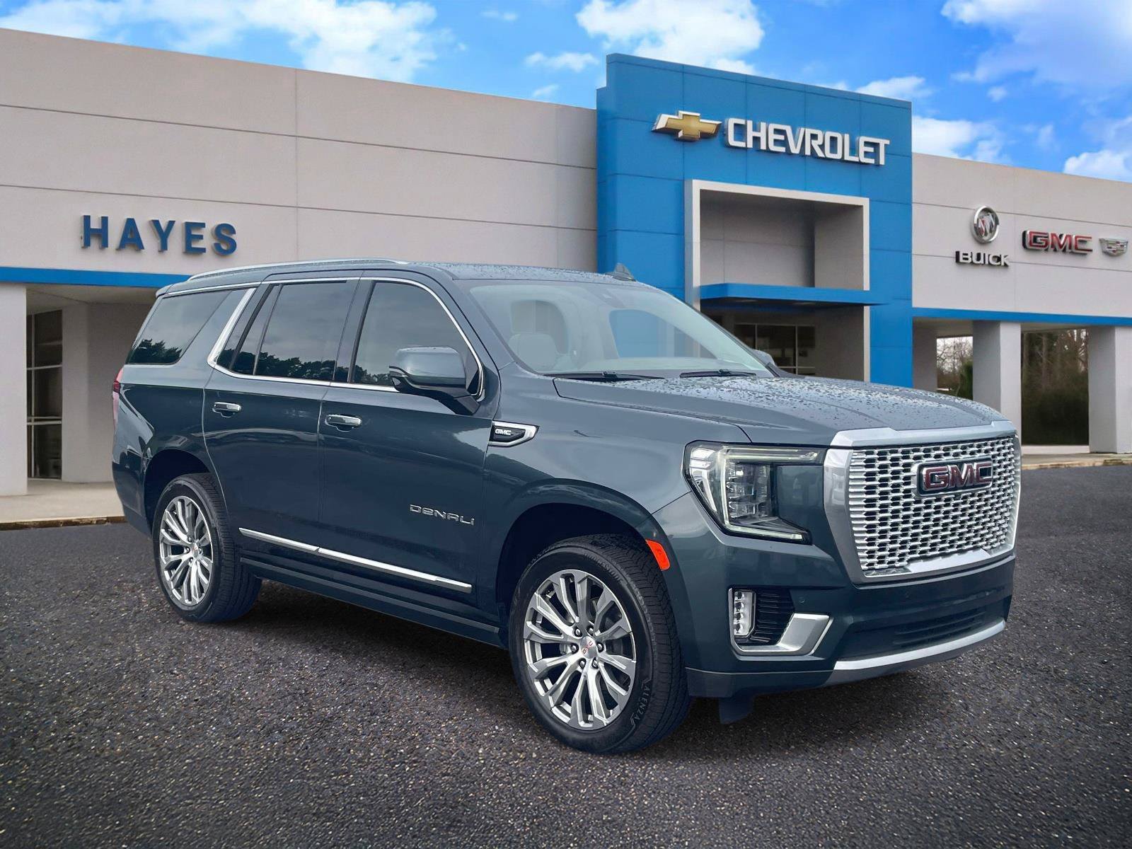 Used 2021 GMC Yukon Denali w/ Denali Ultimate Package AWD/4WD image 1