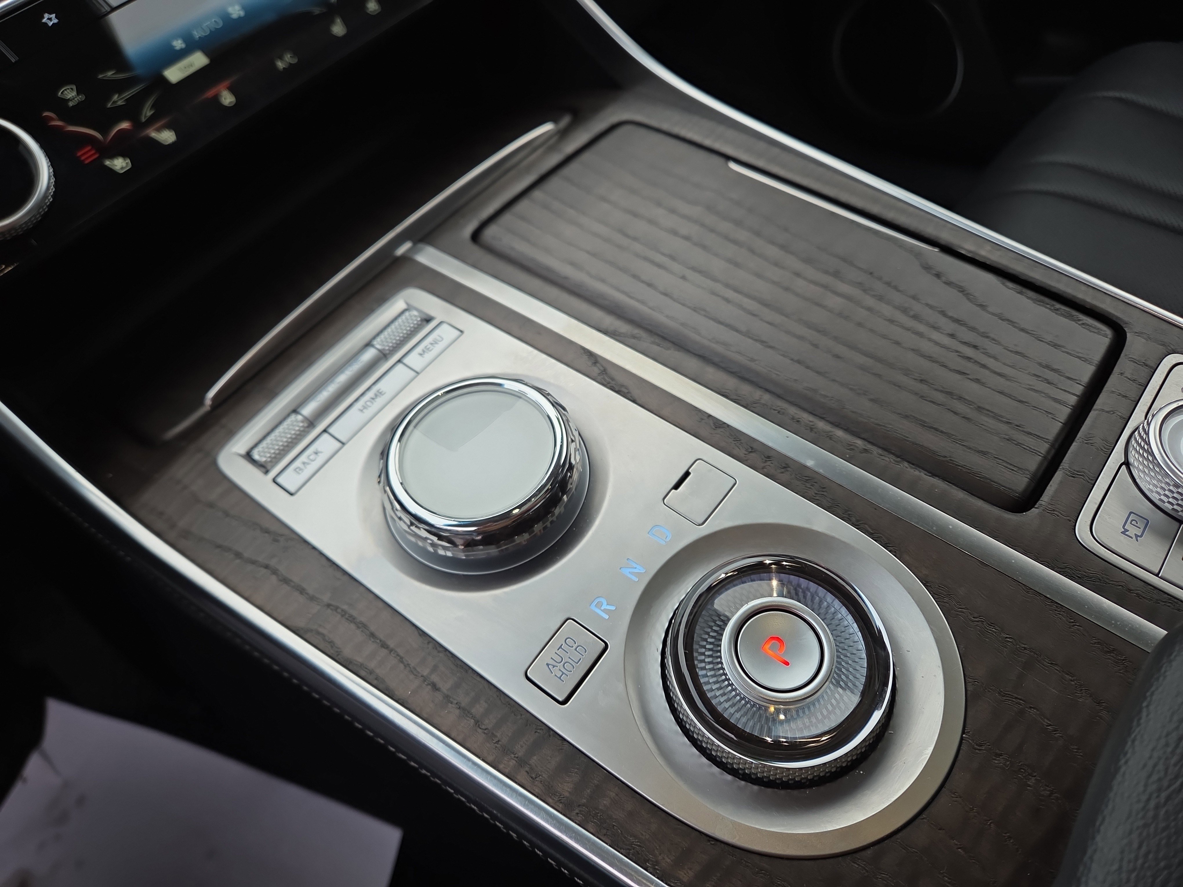 Used 2024 Genesis GV80 3.5T image 23