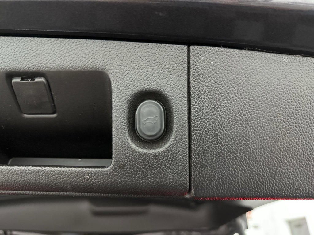 Used 2018 Chevrolet Tahoe Premier image 39