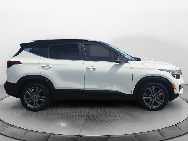 Used 2023 Kia Seltos S FWD image 6