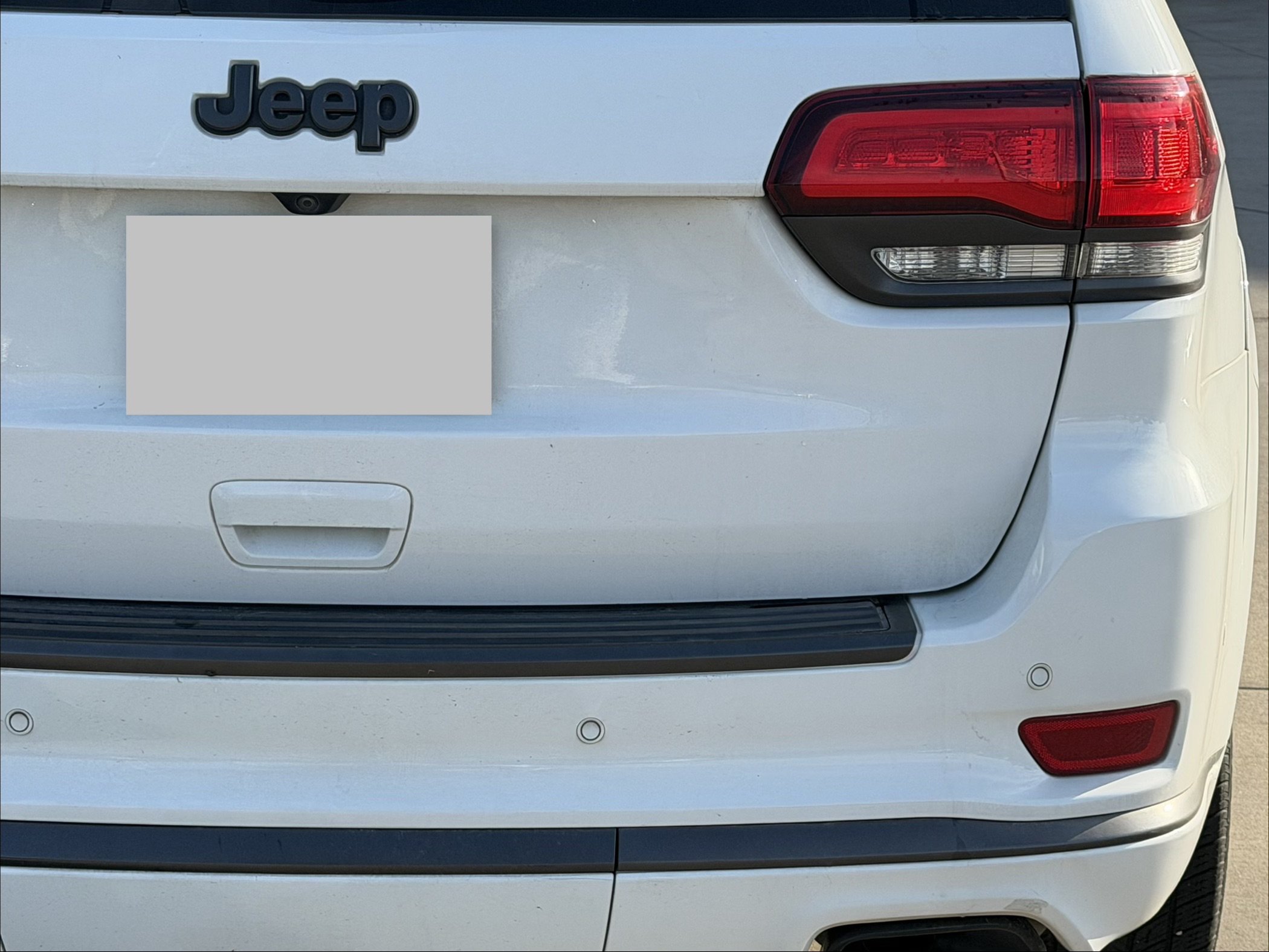 Used 2018 Jeep Grand Cherokee High Altitude RWD image 6