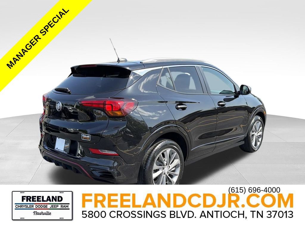 Used 2023 Buick Encore GX Select w/ Sport Touring Package FWD image 3