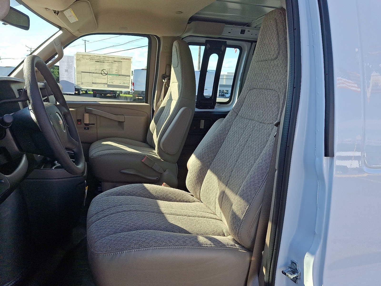 New 2025 GMC Savana 3500 w/ Driver Convenience Package image 10