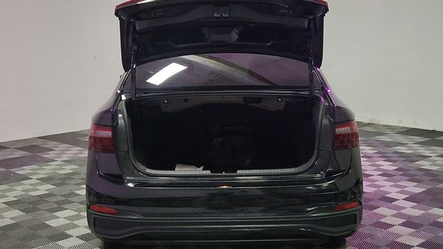 Used 2025 Volkswagen Jetta SE image 18