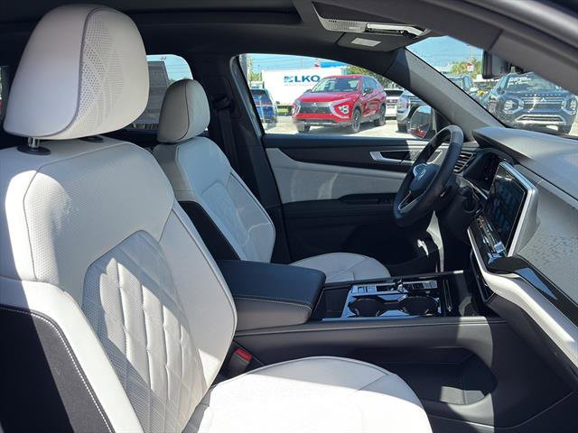 New 2025 Volkswagen Atlas Cross Sport SEL Premium R-Line image 9