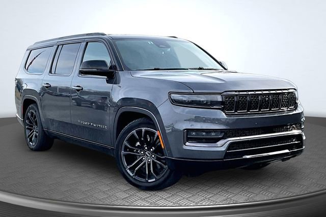 Used 2024 Jeep Grand Wagoneer L Series II w/ Quick Order Packagew 28T image 3