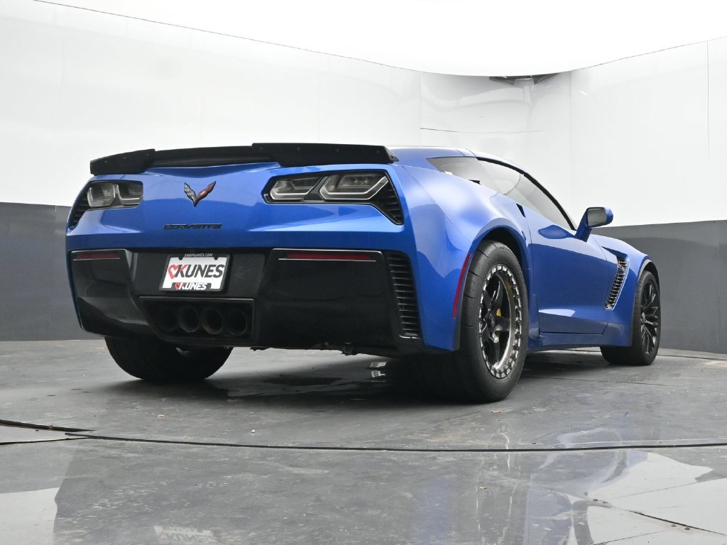Used 2016 Chevrolet Corvette Z06 w/ 2LZ Preferred Equipment Group RWD image 22