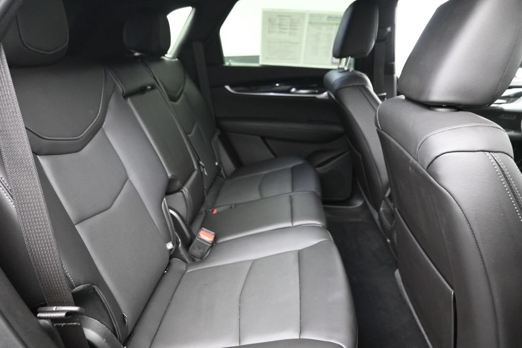 Used 2023 Cadillac XT5 Premium Luxury w/ Technology Package AWD/4WD image 10