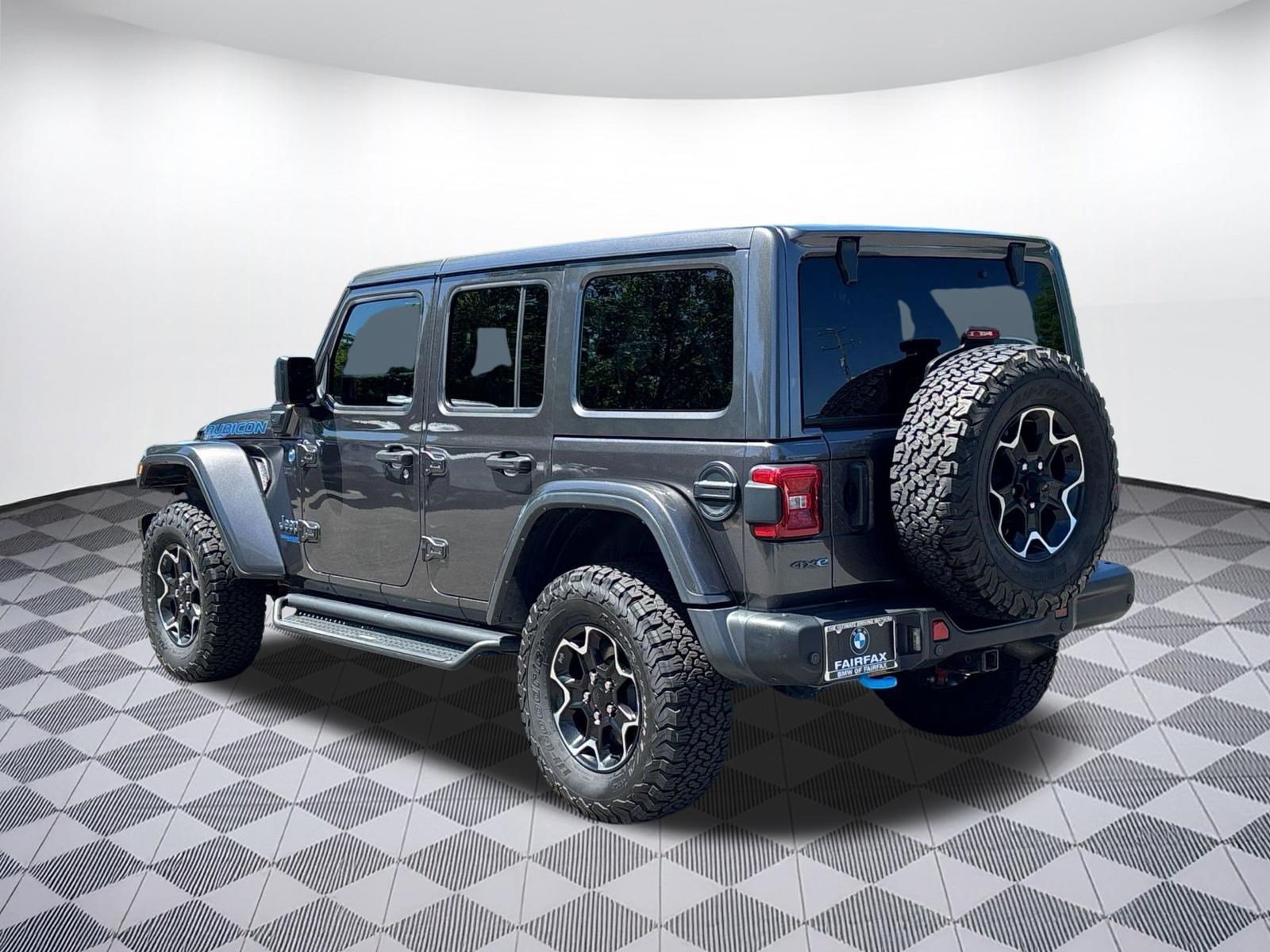 Used 2021 Jeep Wrangler Unlimited Rubicon 4xe w/ Steel Bumper Group AWD/4WD image 3