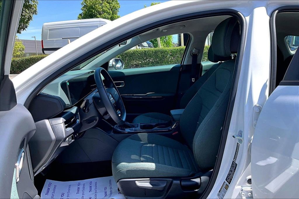 Certified 2025 Kia K4 EX FWD image 14