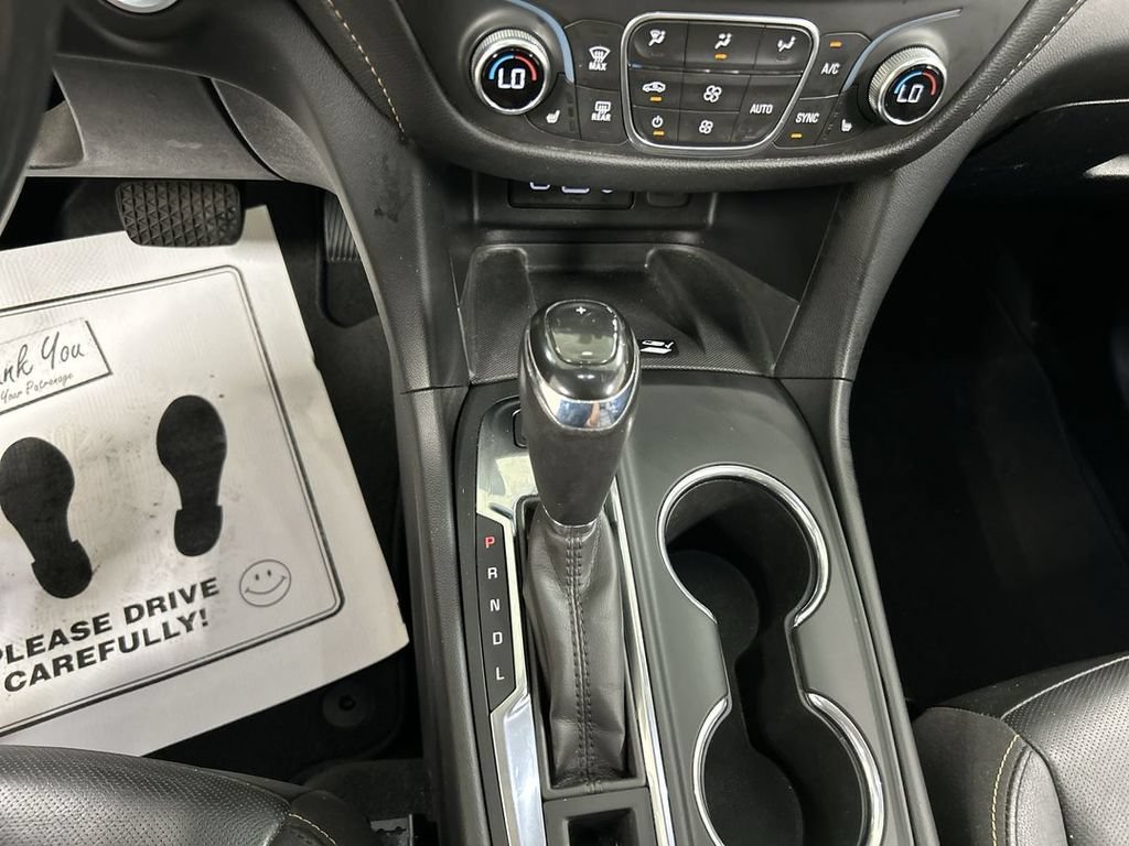 Used 2019 Chevrolet Equinox Premier FWD image 17