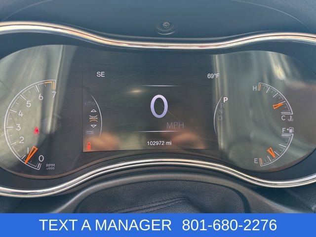 Used 2020 Jeep Grand Cherokee Laredo w/ 18" Wheel & 8.4" Radio Group AWD/4WD image 14