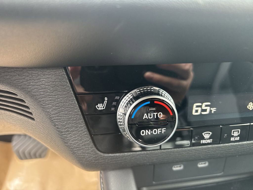 New 2026 Mitsubishi Outlander ES AWD/4WD image 24