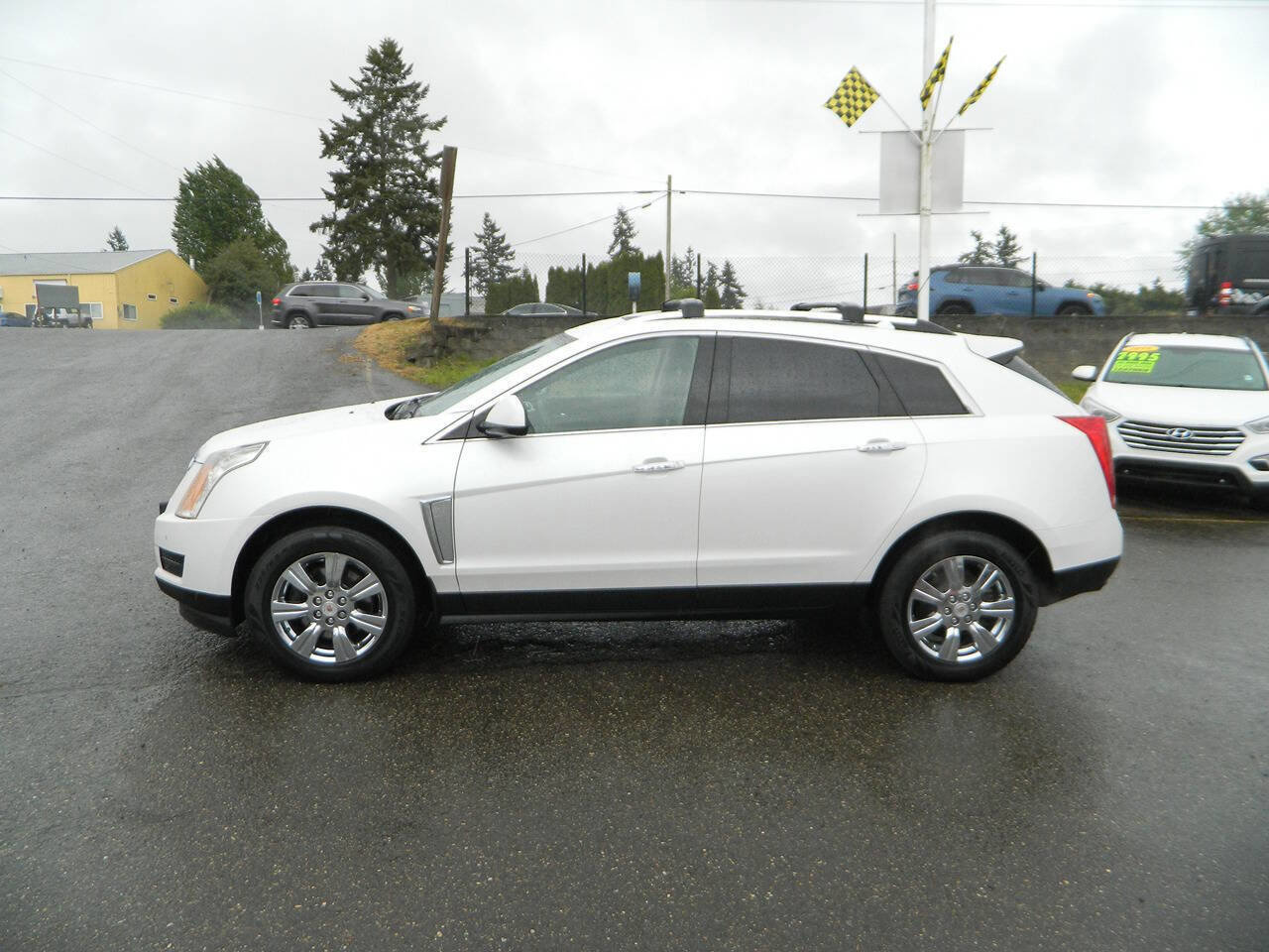 Used 2014 Cadillac SRX Luxury FWD image 5