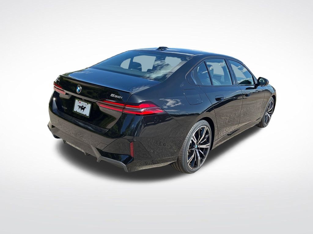New 2026 BMW 530i xDrive w/ M Sport Package AWD/4WD image 3