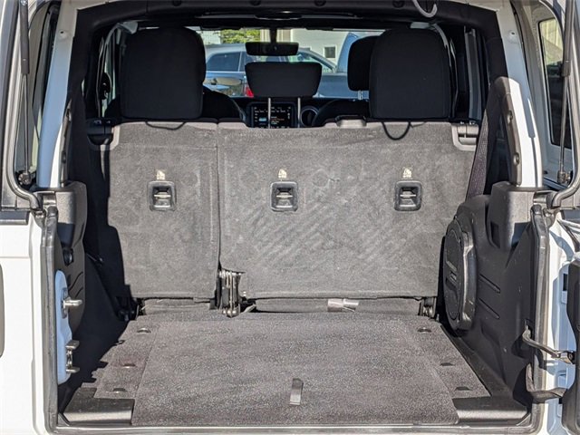 Certified 2018 Jeep Wrangler Unlimited Sahara image 26