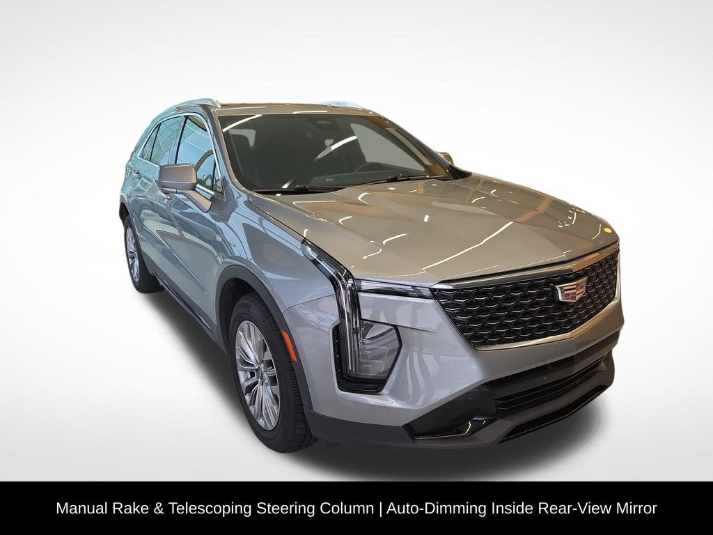 Used 2025 Cadillac XT4 Premium Luxury FWD image 9