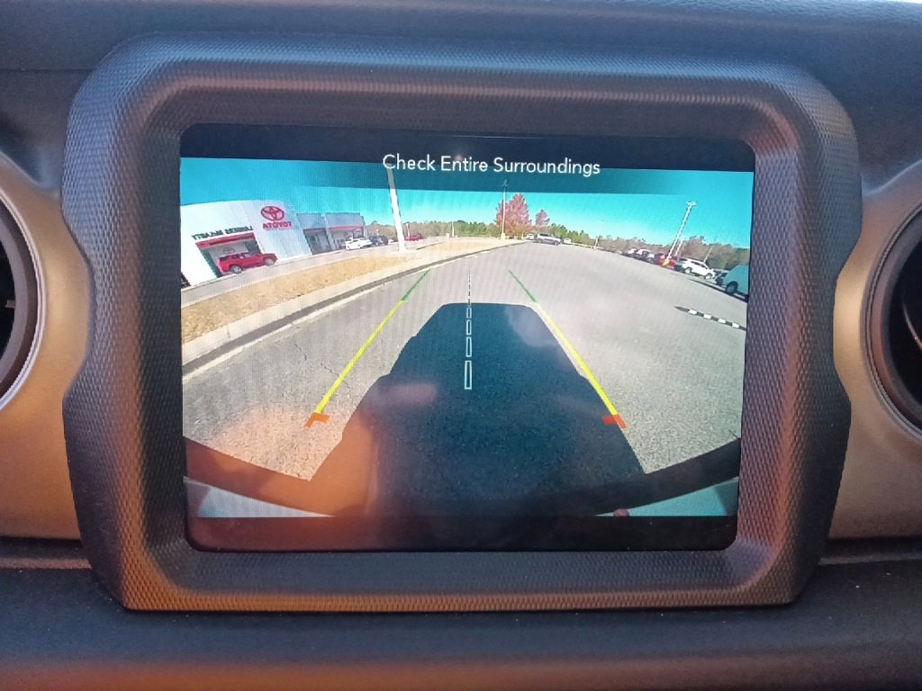 Used 2022 Jeep Wrangler Unlimited Sport image 23