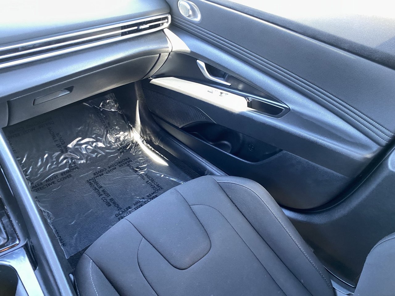 Used 2025 Hyundai Elantra SEL FWD image 18
