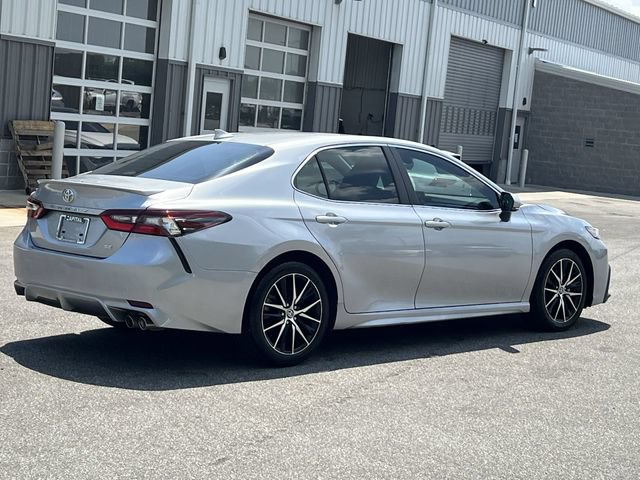 Used 2024 Toyota Camry SE FWD image 13