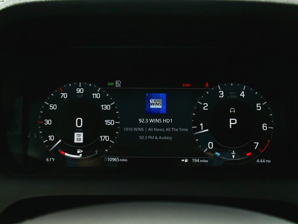 Used 2024 Land Rover Discovery Sport Dynamic SE AWD/4WD image 44