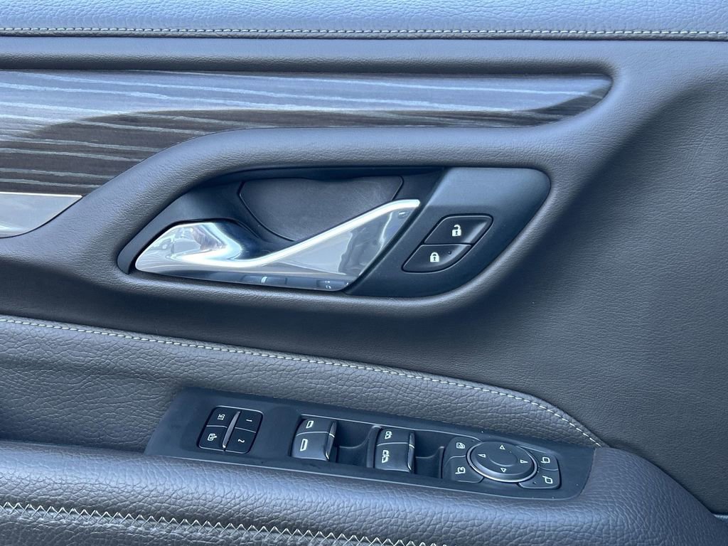 Used 2021 GMC Yukon XL Denali w/ Denali Ultimate Package image 24