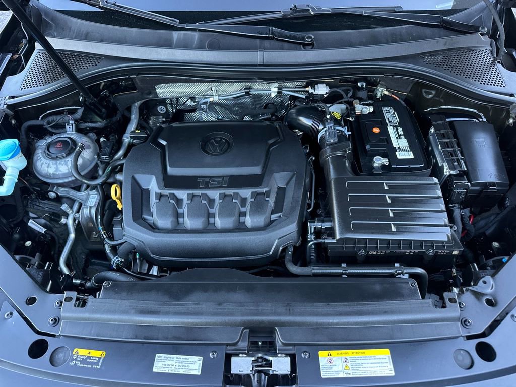 Used 2021 Volkswagen Tiguan SE R-Line image 29