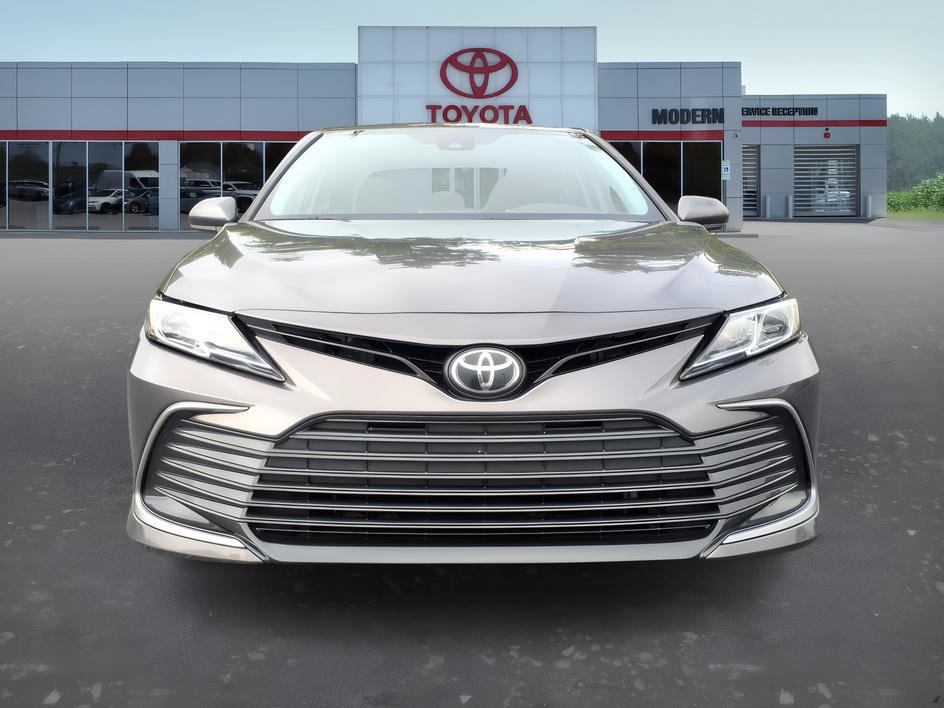Used 2023 Toyota Camry LE FWD image 10