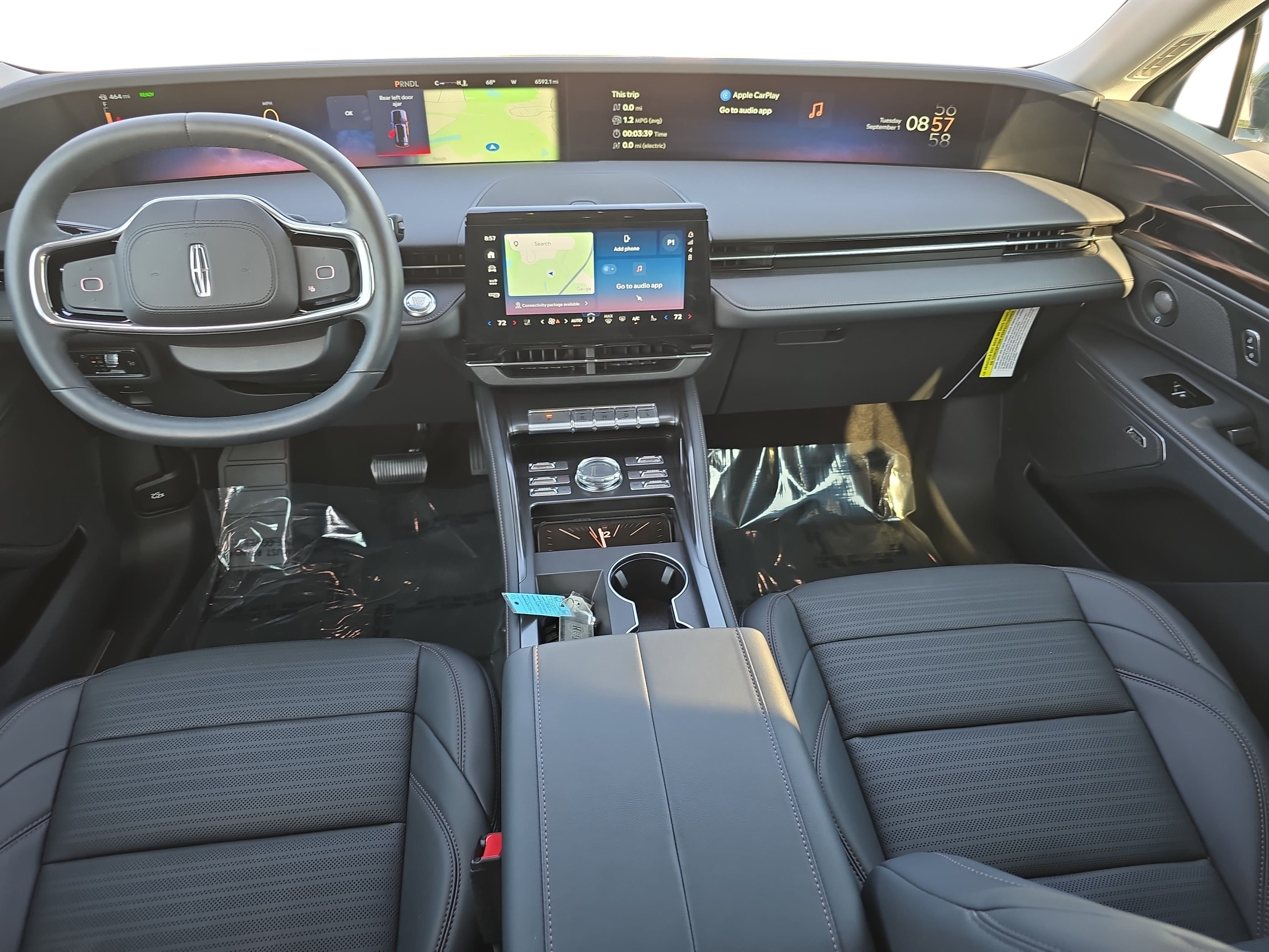New 2026 Lincoln Nautilus Reserve AWD/4WD image 9