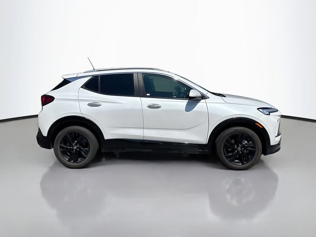 Used 2024 Buick Encore GX Sport Touring FWD image 9
