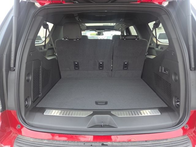 New 2026 Chevrolet Suburban RST w/ Comfort Package AWD/4WD image 20