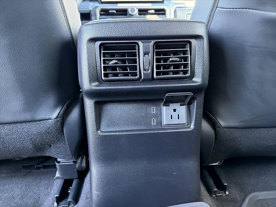 Used 2025 Toyota 4Runner TRD Off-Road Premium image 24