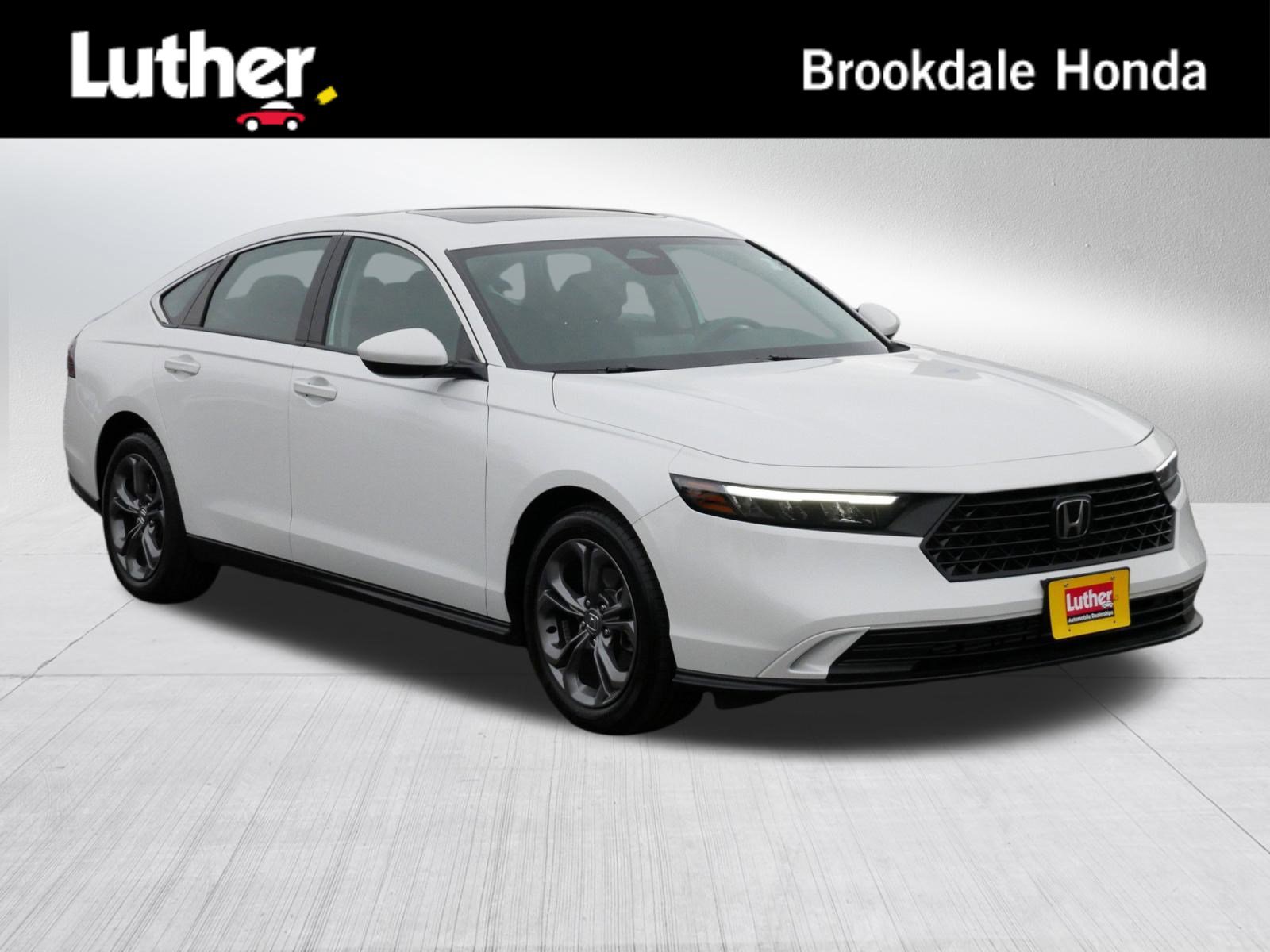 Used 2023 Honda Accord EX image 1