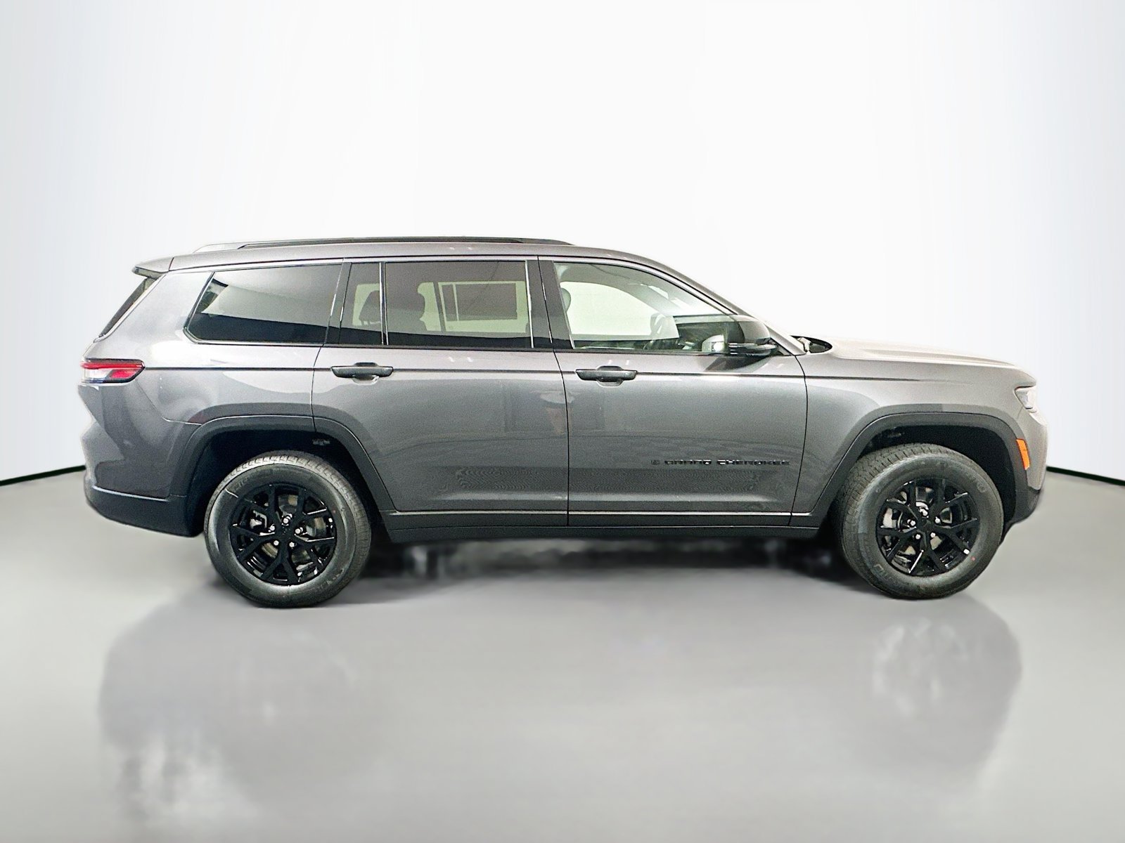 New 2026 Jeep Grand Cherokee L 4WD image 8