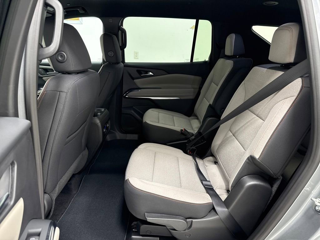 New 2026 Chevrolet Traverse LT w/ Midnight/Sport Edition image 18