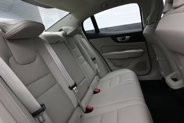 Used 2024 Volvo S60 B5 Plus w/ Climate Package FWD image 31