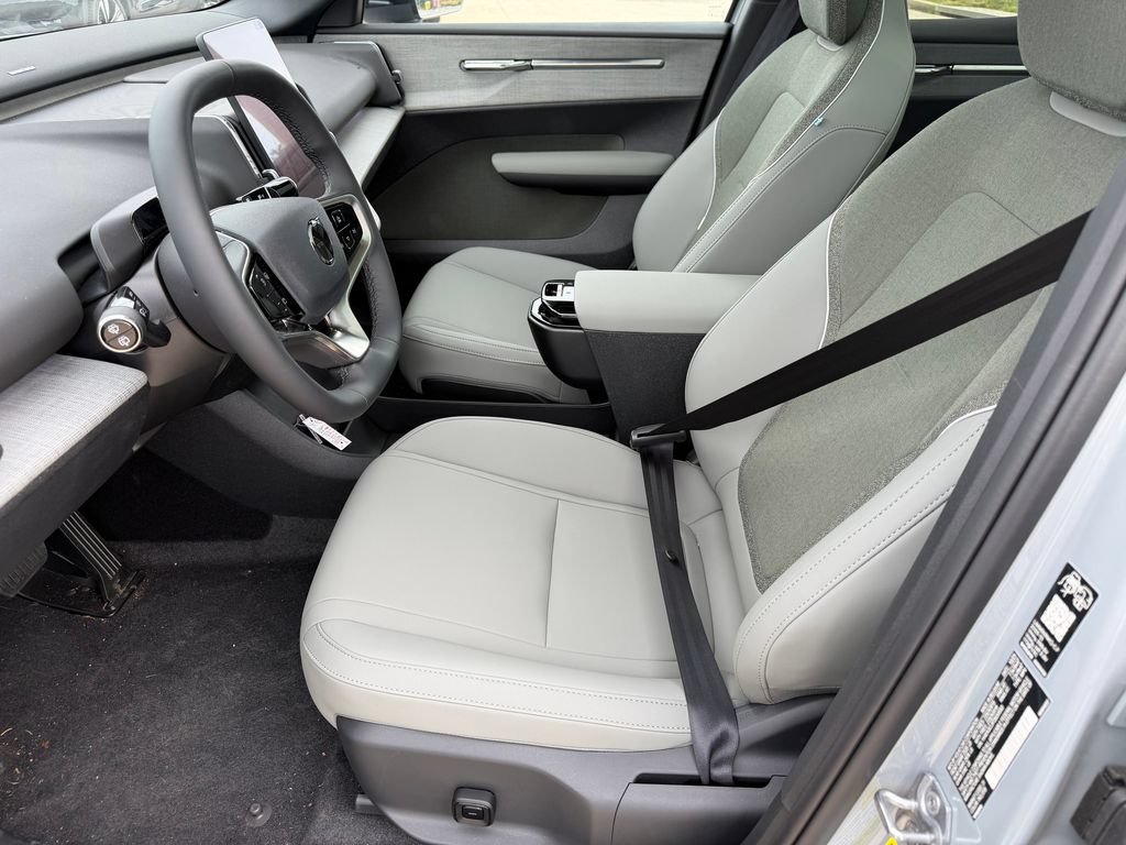 New 2026 Volvo EX30 Cross Country Ultra w/ Protection Package Premier AWD/4WD image 17
