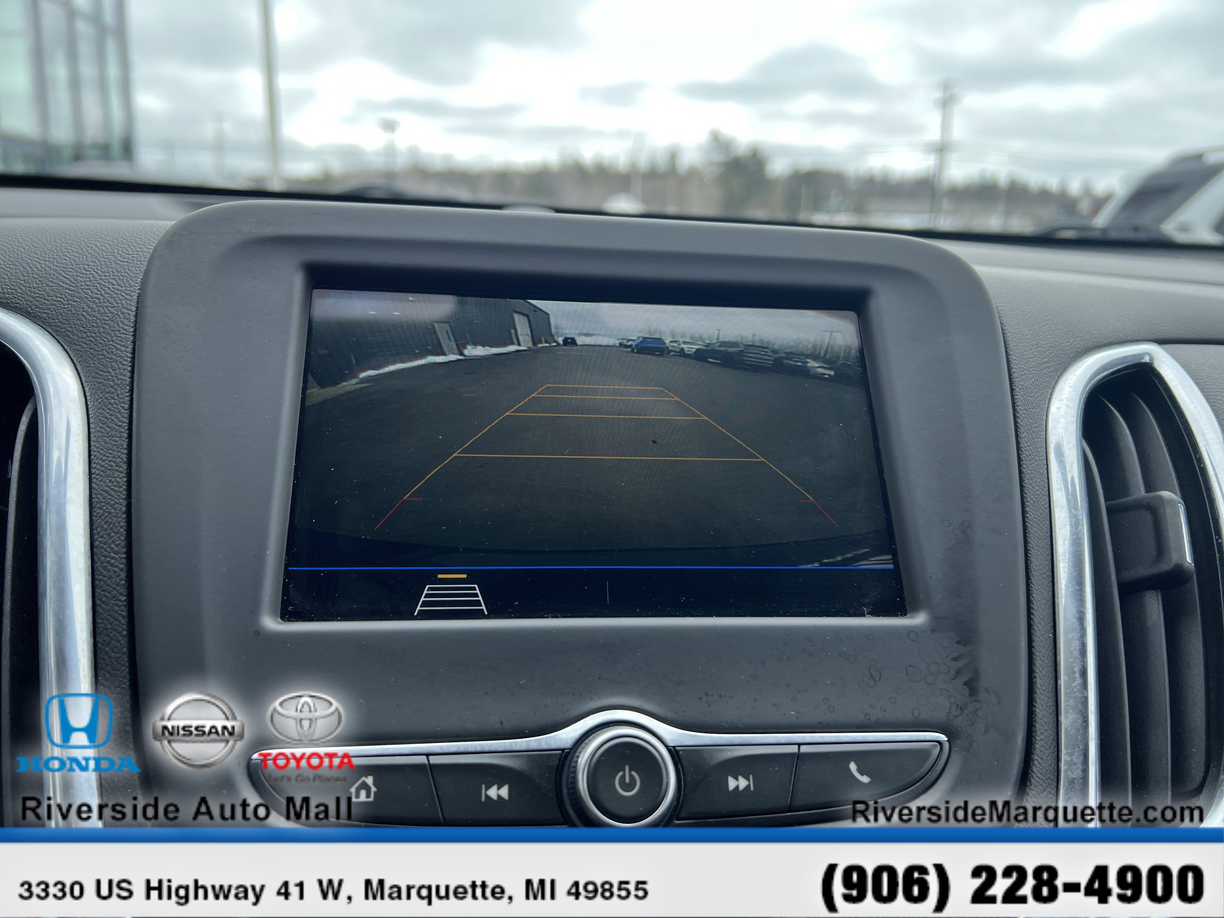 Used 2019 Chevrolet Equinox LT image 22