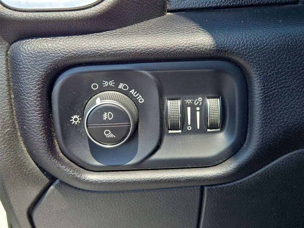 Used 2022 RAM 2500 Laramie AWD/4WD image 10