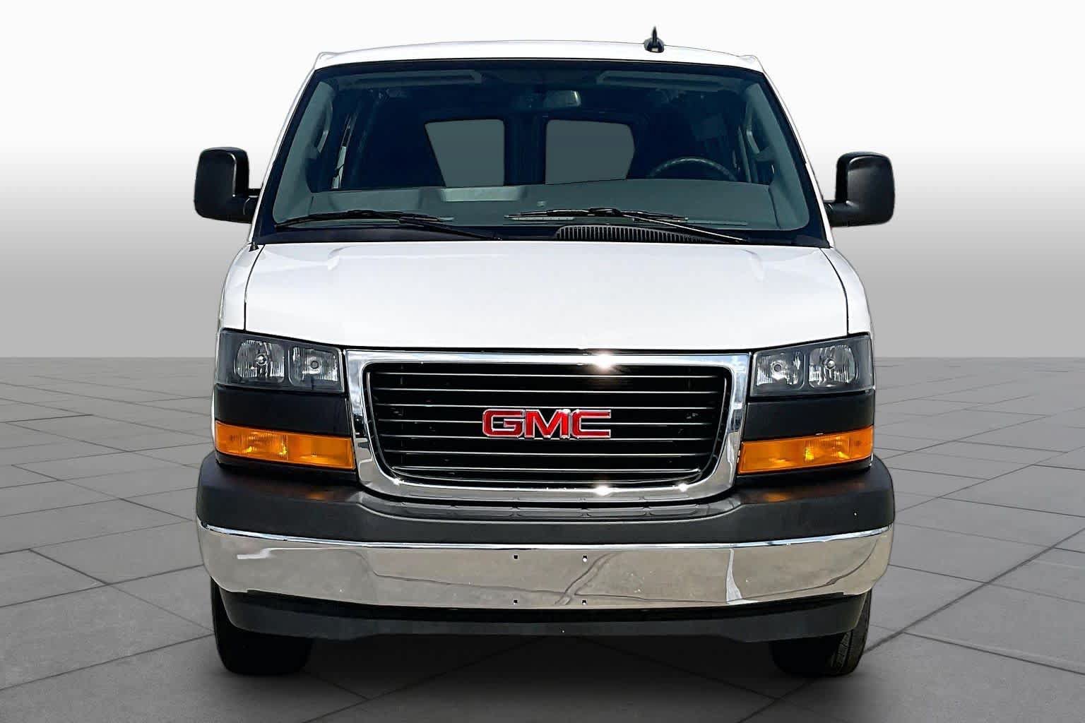 Certified 2025 GMC Savana 2500 w/ Driver Convenience Package RWD image 4