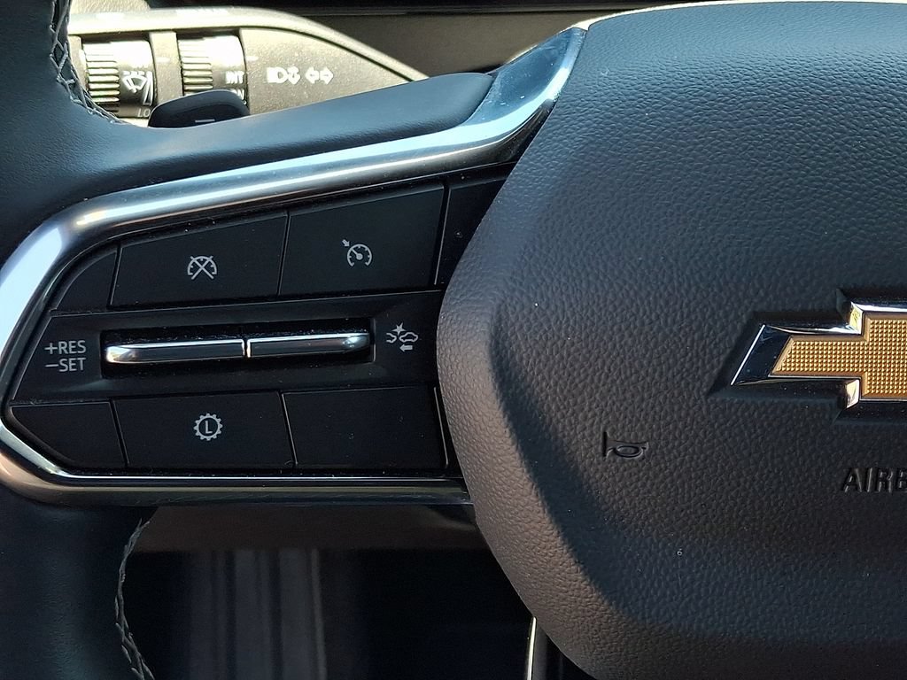 Used 2026 Chevrolet Traverse LT AWD/4WD image 21