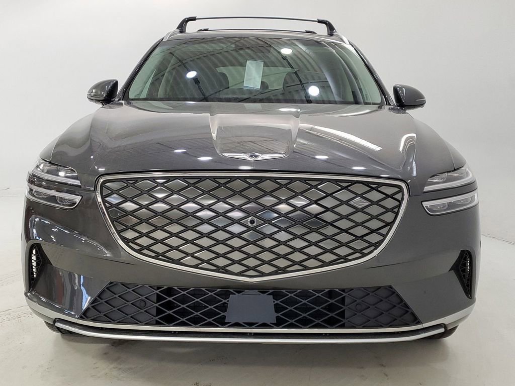 Used 2024 Genesis Electrified GV70 Advanced image 2