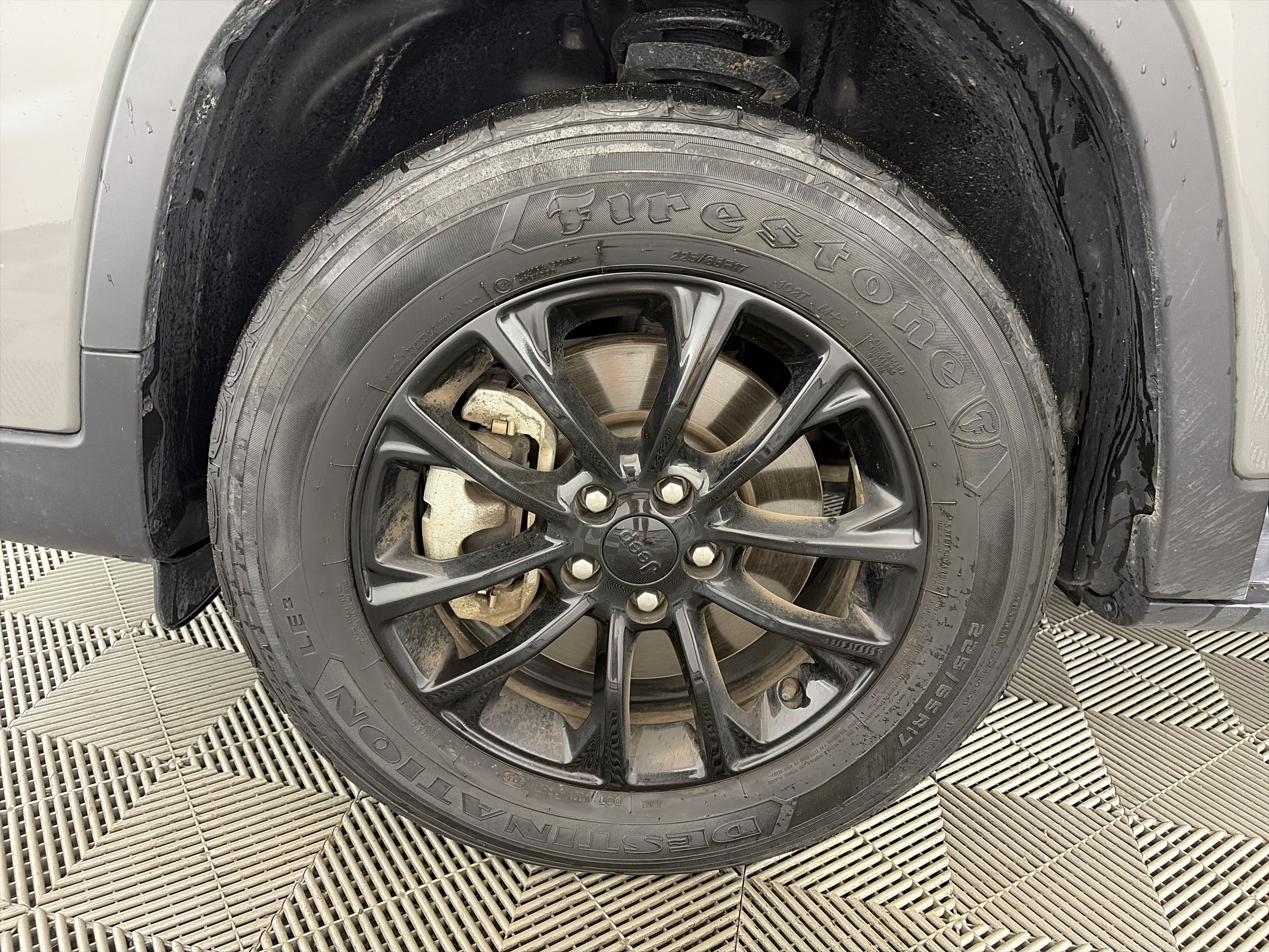 Used 2023 Jeep Cherokee Altitude Lux AWD/4WD image 13